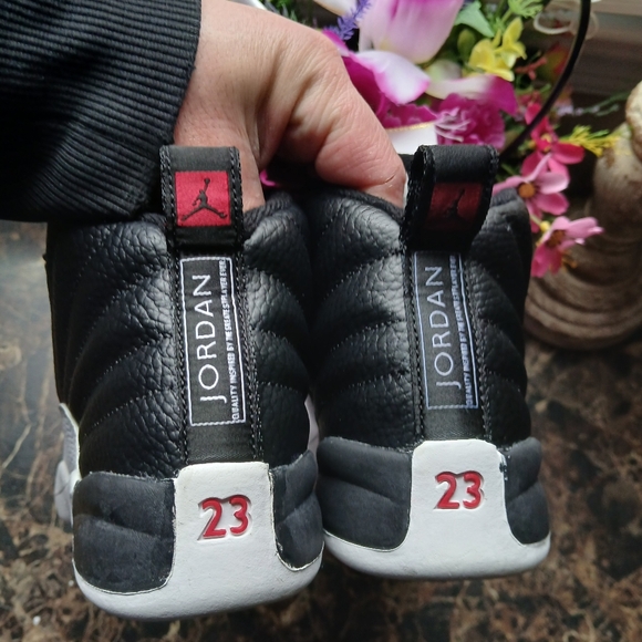 Jordan 12 Retro Playoffs Basketball/Streetwear Shoes Size 2 Youth - Picture 8 of 14